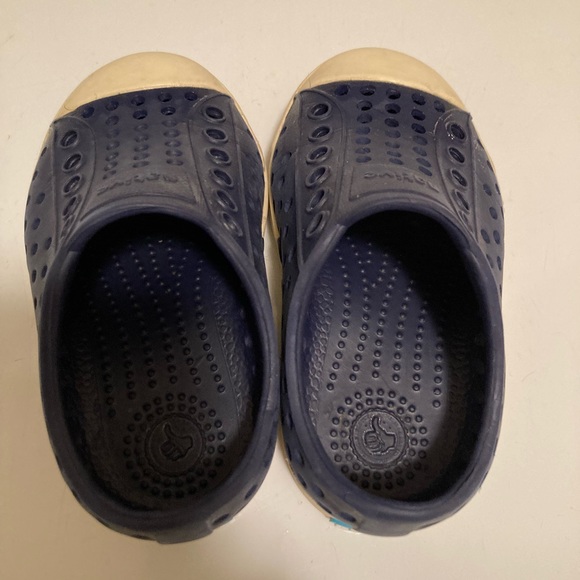 Native Jefferson Shoes - Picture 3 of 5